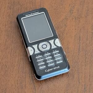 Sony Ericsson Cyber-shot K550i Mobile phone (locked)